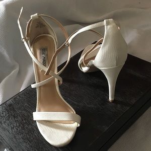 Steve Madden 8.5 White Strap Heels